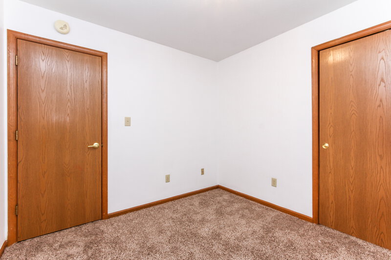 1,220/Mo, 2312 Canvasback Dr Indianapolis, IN 46234 Bathroom View 2