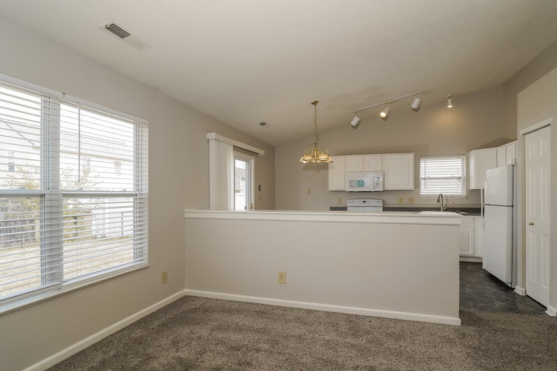 2,620/Mo, 6452 Oyster Key Ln Plainfield, IN 46168 Dining Room View