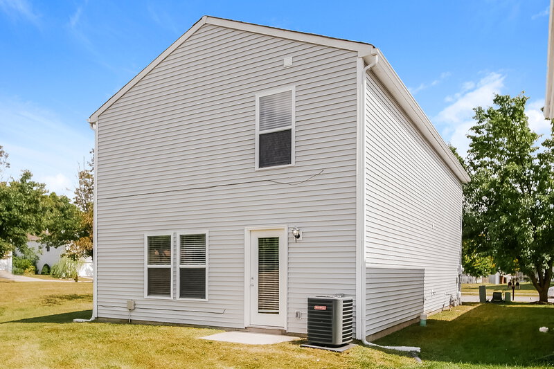 1,435/Mo, 605 Fern St Greenfield, IN 46140 Rear View 2