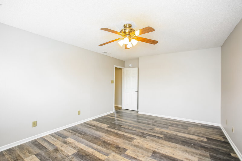 1,840/Mo, 10822 Gathering Dr Indianapolis, IN 46259 Main Bedroom View