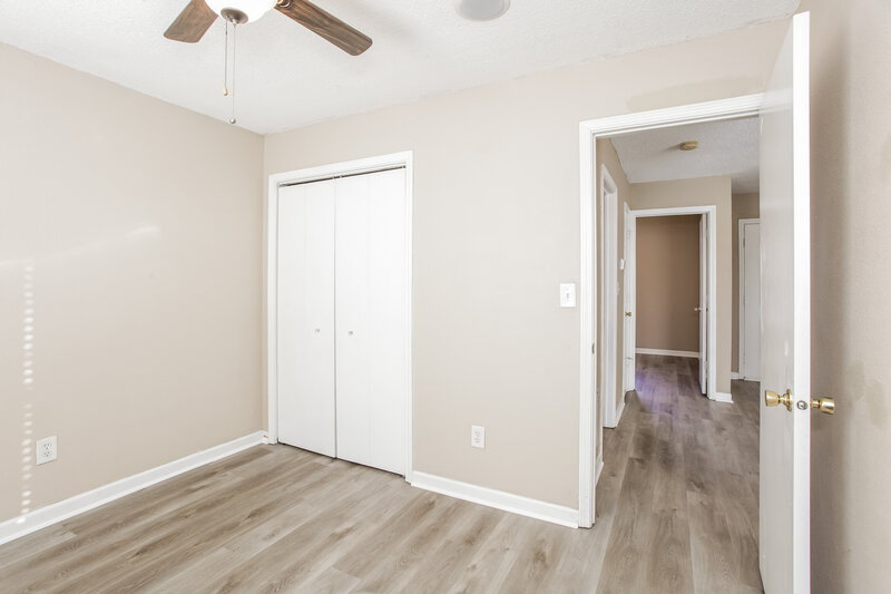 1,545/Mo, 7621 Blue Willow Dr Indianapolis, IN 46239 Bedroom View 3