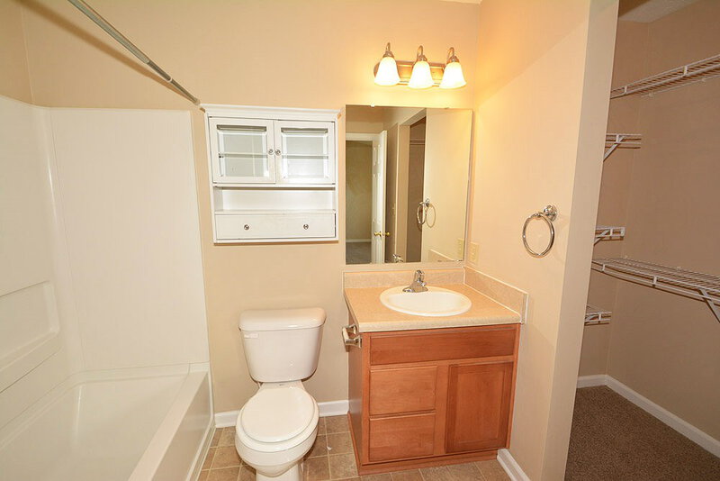 1,635/Mo, 11502 Pegasus Dr Noblesville, IN 46060 Master Bathroom View