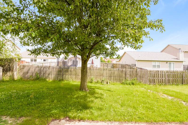 1,850/Mo, 11502 Pegasus Dr Noblesville, IN 46060 Rear View