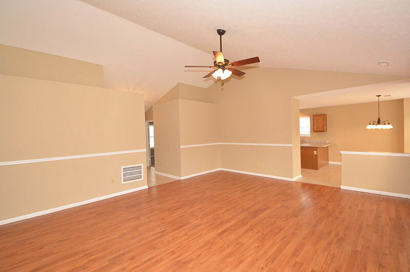 1,695/Mo, 423 Garden Grace Dr Indianapolis, IN 46239 Great Room View 3