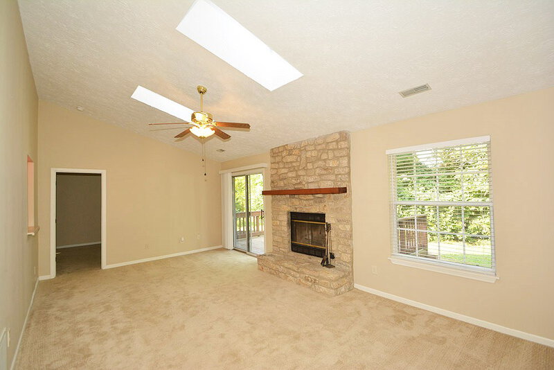 1,480/Mo, 11438 Cherry Blossom West Dr Fishers, IN 46038 great Room View