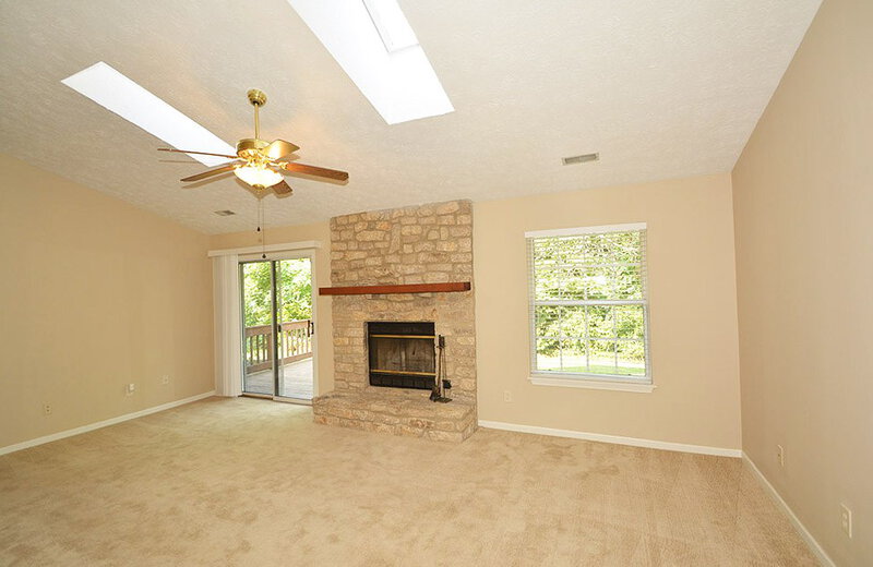 1,480/Mo, 11438 Cherry Blossom West Dr Fishers, IN 46038 Great Room View 4