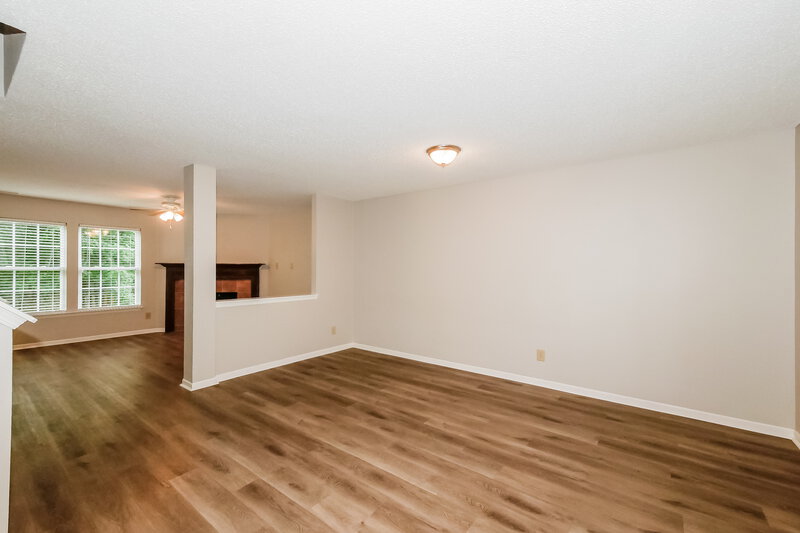 1,960/Mo, 15241 Clear St Noblesville, IN 46060 Living Room View