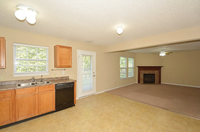 1,675/Mo, 15241 Clear St Noblesville, IN 46060 Kitchen View 3