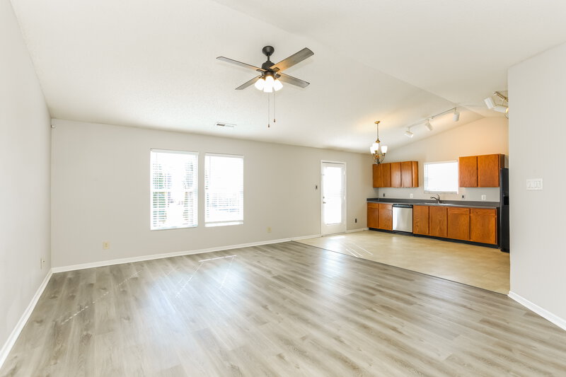 1,825/Mo, 2989 Hearthside Dr Greenwood, IN 46143 Living Room View