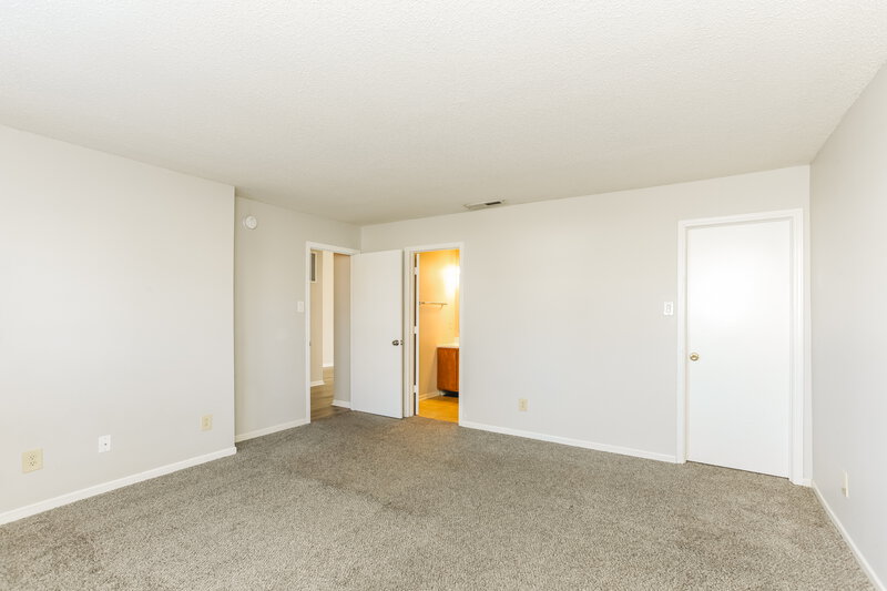 1,825/Mo, 2989 Hearthside Dr Greenwood, IN 46143 Main Bedroom View 2