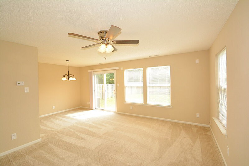 1,540/Mo, 4523 Redcliff South Ln Plainfield, IN 46168 Family Room View 3