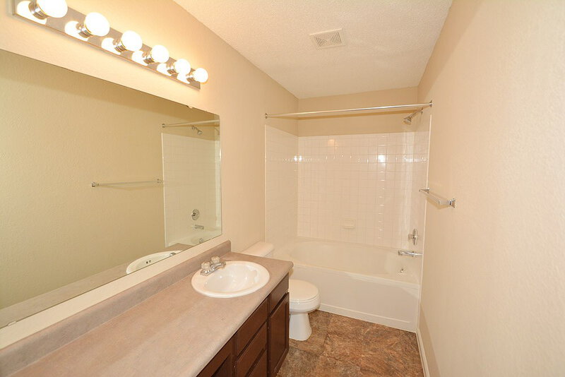 1,540/Mo, 4523 Redcliff South Ln Plainfield, IN 46168 Master Bathroom View
