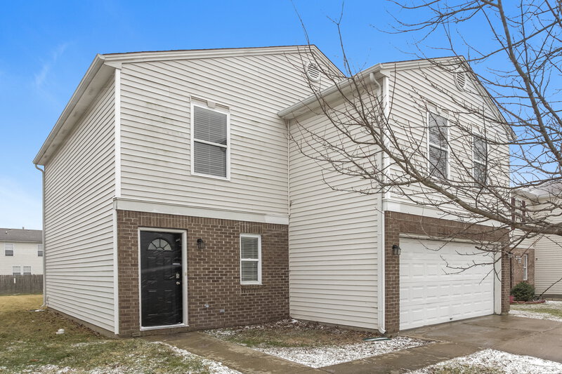 1,750/Mo, 7905 States Bend Dr Indianapolis, IN 46239 Front View