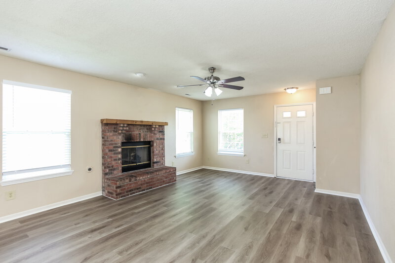 2,025/Mo, 8130 Amble Way Indianapolis, IN 46237 Living Room View 2