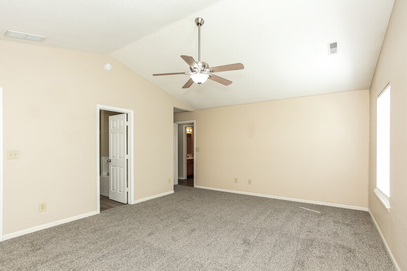 2,025/Mo, 8130 Amble Way Indianapolis, IN 46237 Main Bedroom View