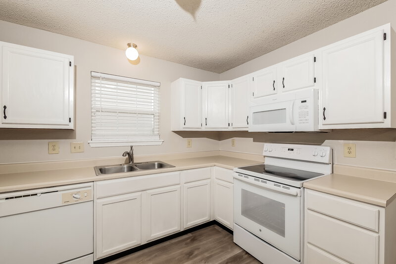 2,070/Mo, 8130 Amble Way Indianapolis, IN 46237 Misc View 7