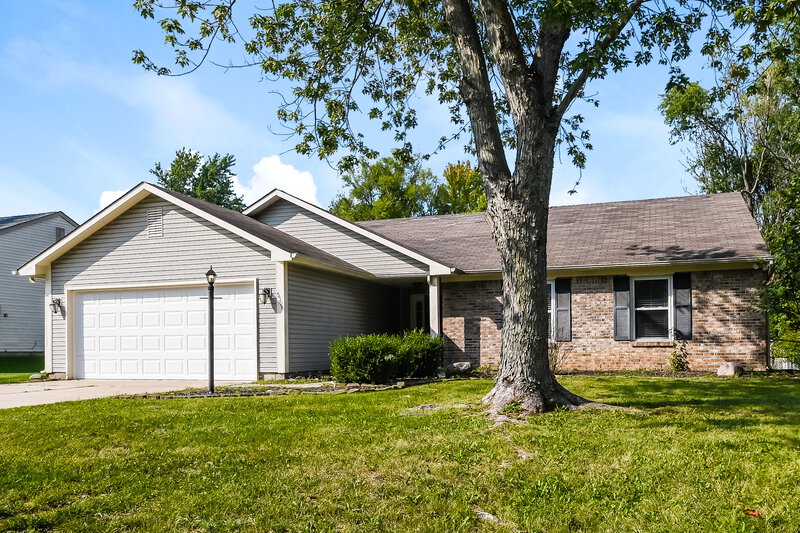 2,680/Mo, 5508 Pine Hill Dr Noblesville, IN 46062 Front View