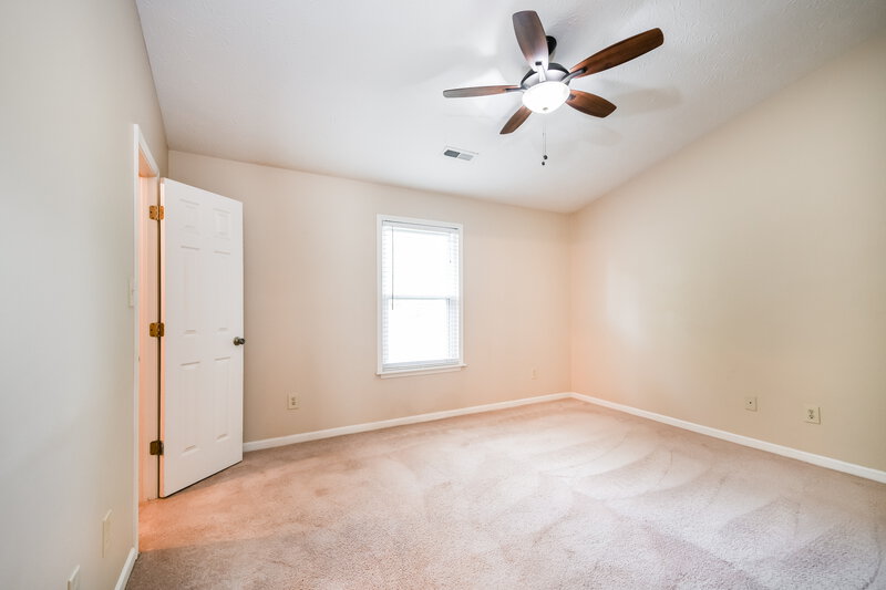 2,680/Mo, 5508 Pine Hill Dr Noblesville, IN 46062 Main Bedroom View 2