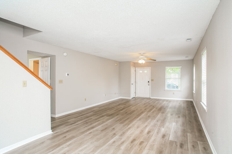 2,035/Mo, 19298 Links Ln Noblesville, IN 46062 Living Room View