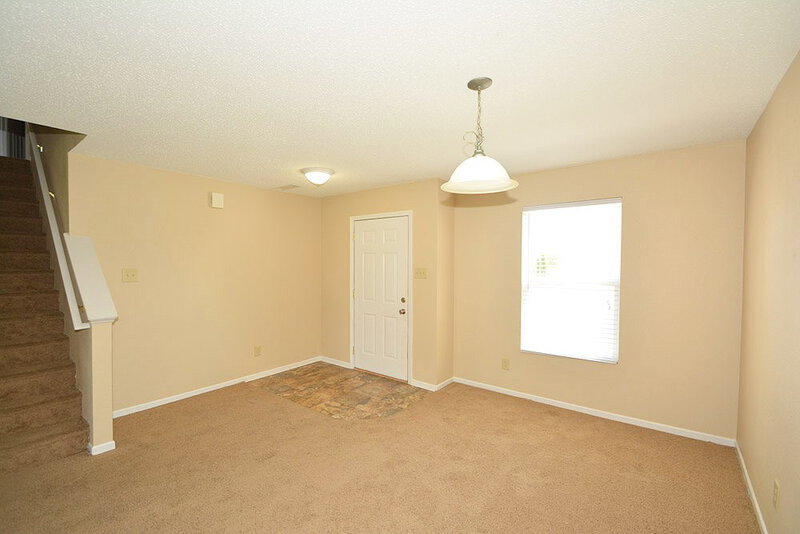 1,805/Mo, 5660 Grassy Bank Dr Indianapolis, IN 46237 Living Room View 2