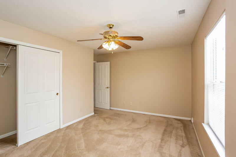 2,540/Mo, 520 Blue Spring Dr Indianapolis, IN 46239 Bedroom View 2