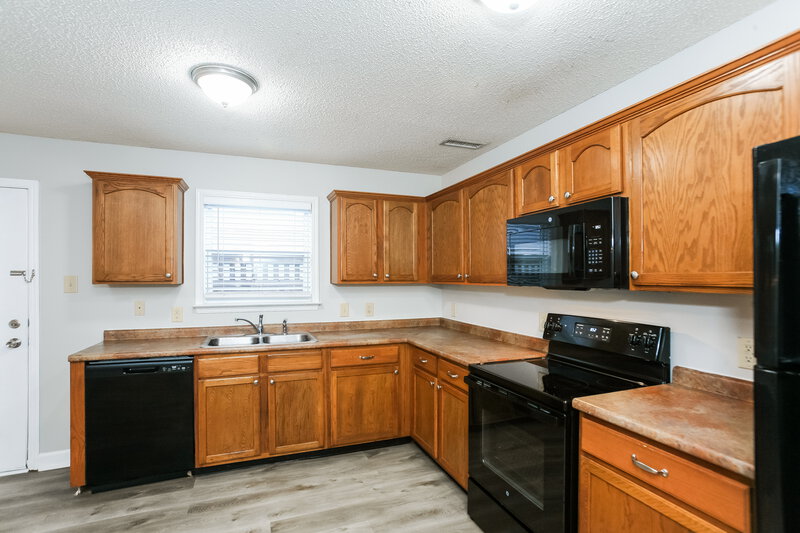 1,955/Mo, 12179 Maize Dr Noblesville, IN 46060 Misc View 5