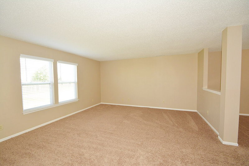 2,370/Mo, 6792 W Raleigh Dr McCordsville, IN 46055 Family Room View