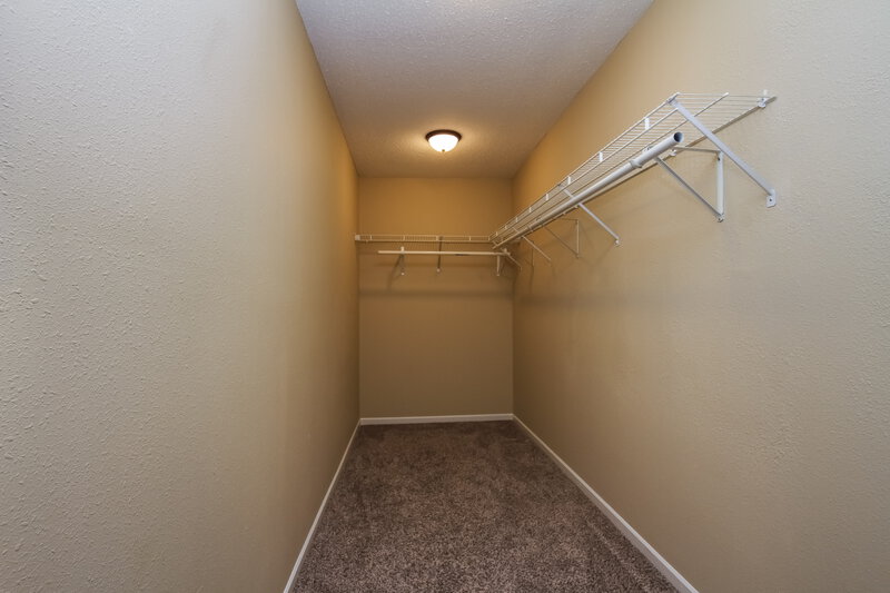 1,785/Mo, 5746 N Plymouth Ct McCordsville, IN 46055 Walk In Closet View