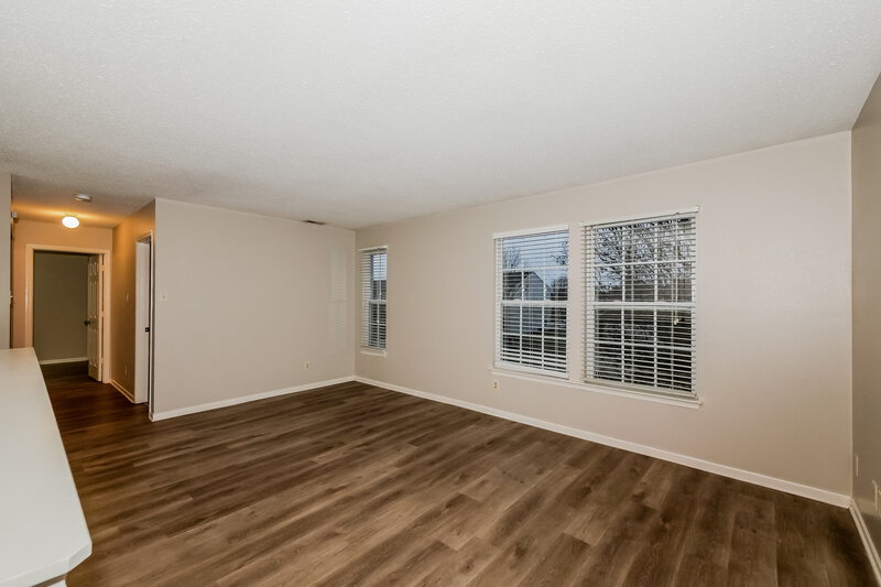 1,920/Mo, 6432 Nightshade Dr Indianapolis, IN 46237 Misc View 9