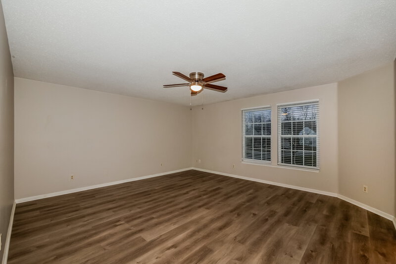1,920/Mo, 6432 Nightshade Dr Indianapolis, IN 46237 Misc View 10