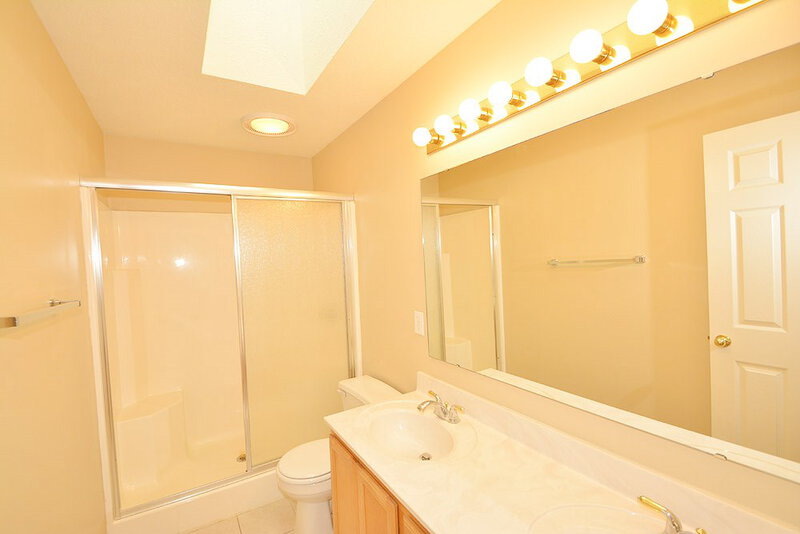 1,720/Mo, 12951 Rawlings Ct Fishers, IN 46038 Master Bathroom View 2