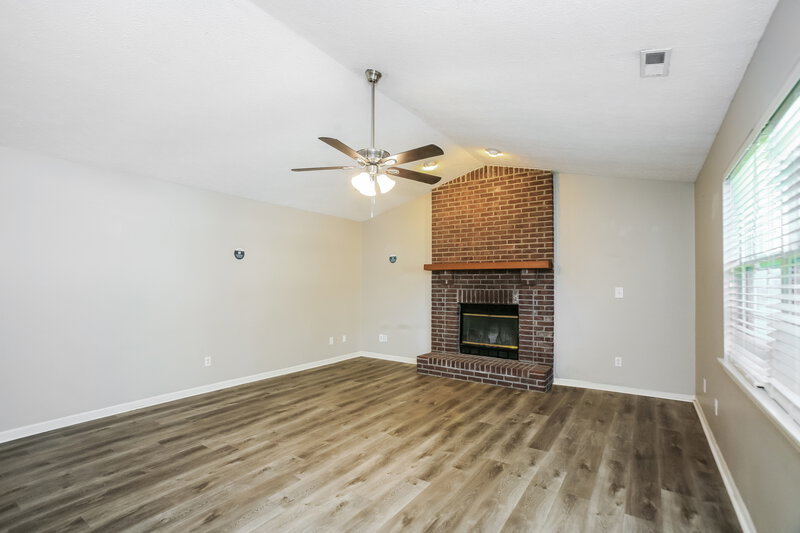 1,755/Mo, 2515 Gadwall Cir Indianapolis, IN 46234 Living Room View 2