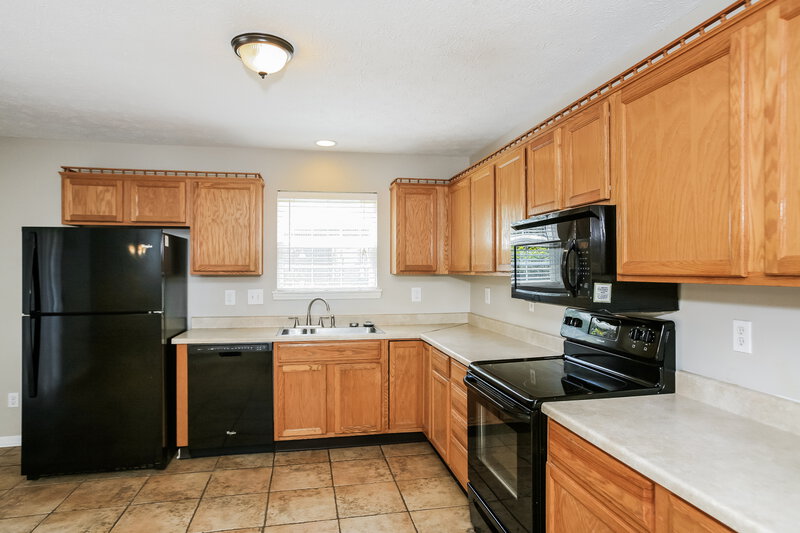 1,755/Mo, 2515 Gadwall Cir Indianapolis, IN 46234 Kitchen View