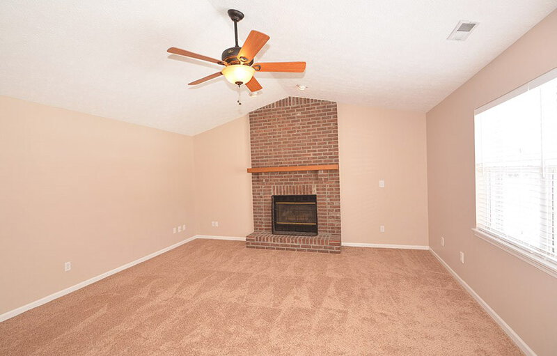 1,575/Mo, 2515 Gadwall Cir Indianapolis, IN 46234 Great Room View 5
