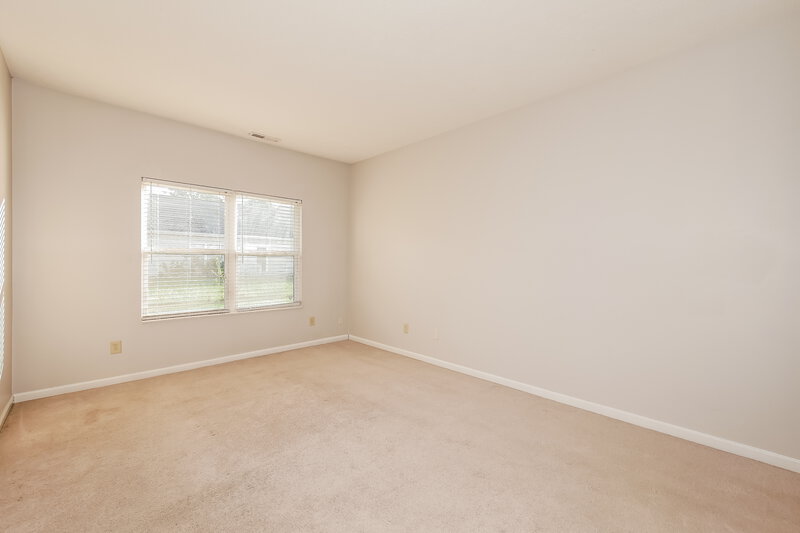 1,595/Mo, 8331 Chesterhill Ln Indianapolis, IN 46239 Main Bedroom View