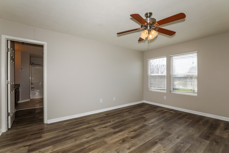 1,850/Mo, 2409 Woodfield Blvd Franklin, IN 46131 Main Bedroom View