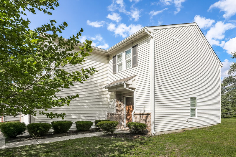 2,005/Mo, 3433 Black Forest Ln Indianapolis, IN 46239 Front View