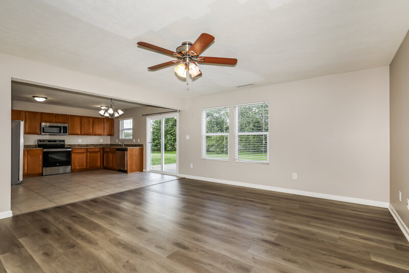 2,005/Mo, 3433 Black Forest Ln Indianapolis, IN 46239 Living Room View