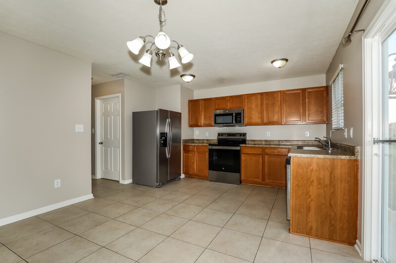 2,005/Mo, 3433 Black Forest Ln Indianapolis, IN 46239 Dining Room View