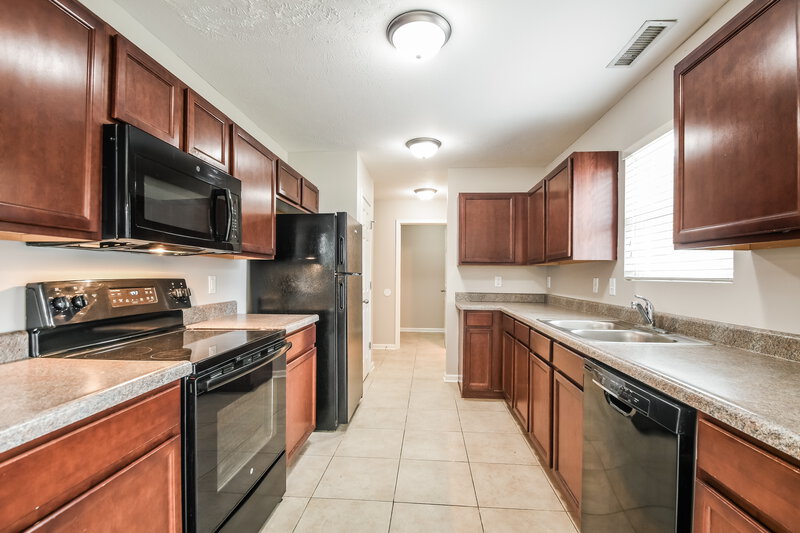 1,895/Mo, 3039 Brandenburg Dr Indianapolis, IN 46239 Misc View 2