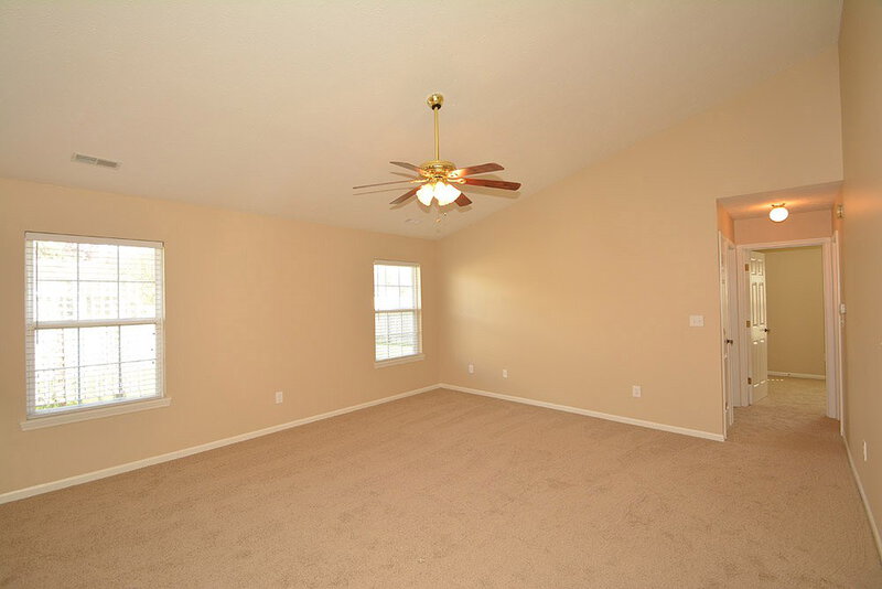 1,745/Mo, 5298 Gateway Ave Noblesville, IN 46062 Great Room View
