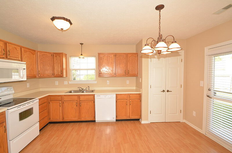 1,745/Mo, 5298 Gateway Ave Noblesville, IN 46062 Kitchen View