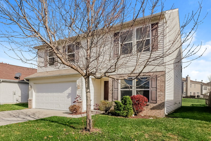 1,660/Mo, 2353 Cedarmill Dr Franklin, IN 46131 Front View