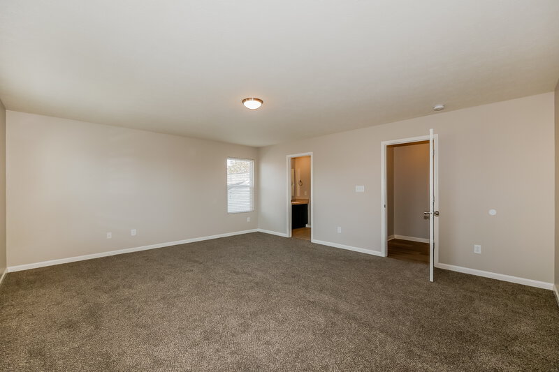 1,660/Mo, 2353 Cedarmill Dr Franklin, IN 46131 Main Bedroom View 2