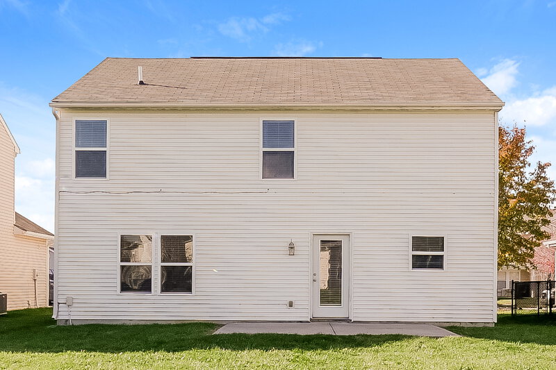 1,660/Mo, 2353 Cedarmill Dr Franklin, IN 46131 Rear View