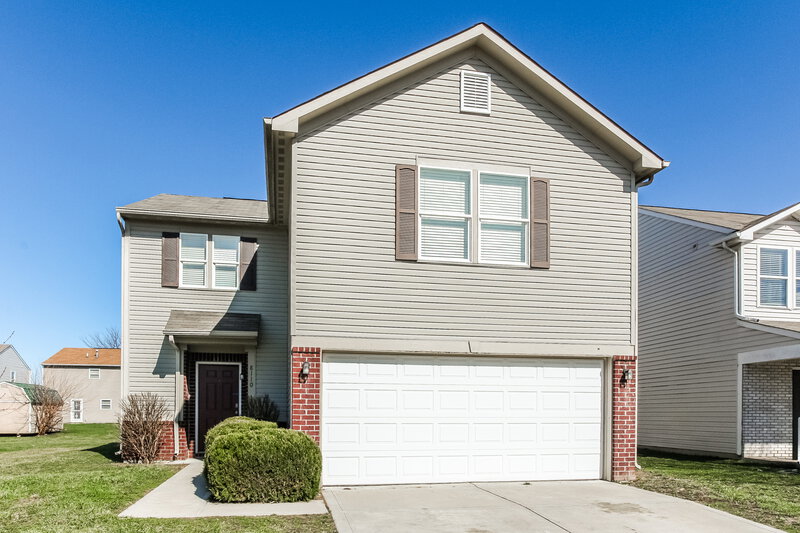1,920/Mo, 8110 Grove Berry Dr Indianapolis, IN 46239 External View