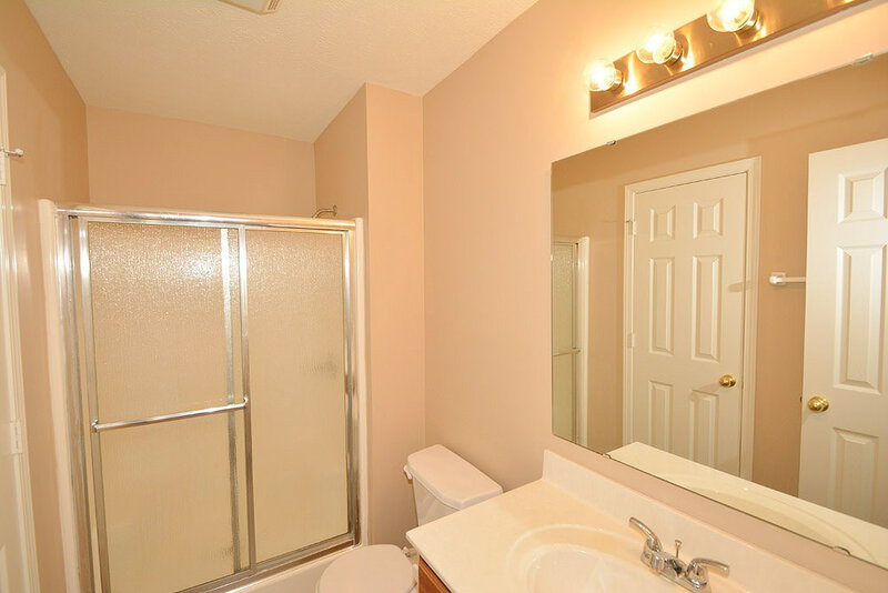 1,420/Mo, 2240 Tansel Grove Ln Indianapolis, IN 46234 Master Bathroom View