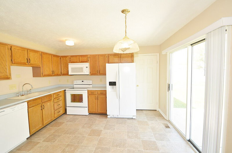 1,230/Mo, 1420 Michigan Rd Franklin, IN 46131 Kitchen View