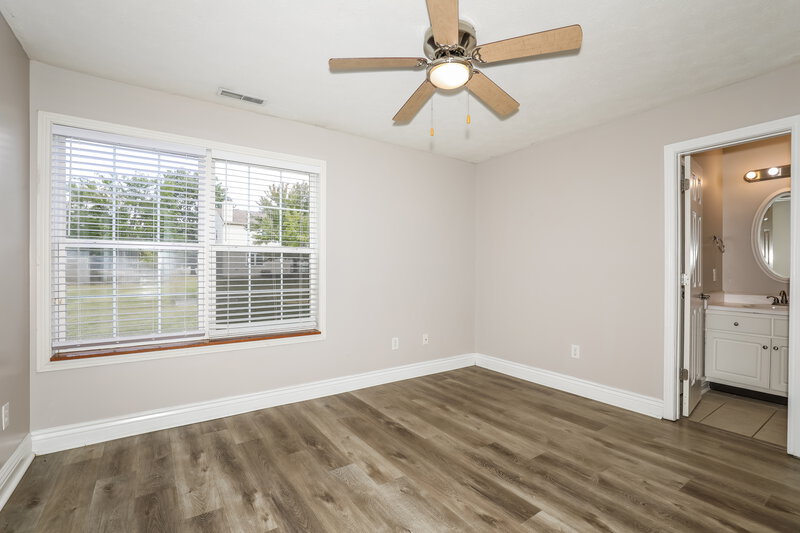 2,055/Mo, 10207 Carmine Dr Noblesville, IN 46060 Main Bedroom View