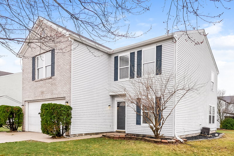 1,890/Mo, 5874 N Quincy Dr McCordsville, IN 46055 Front View